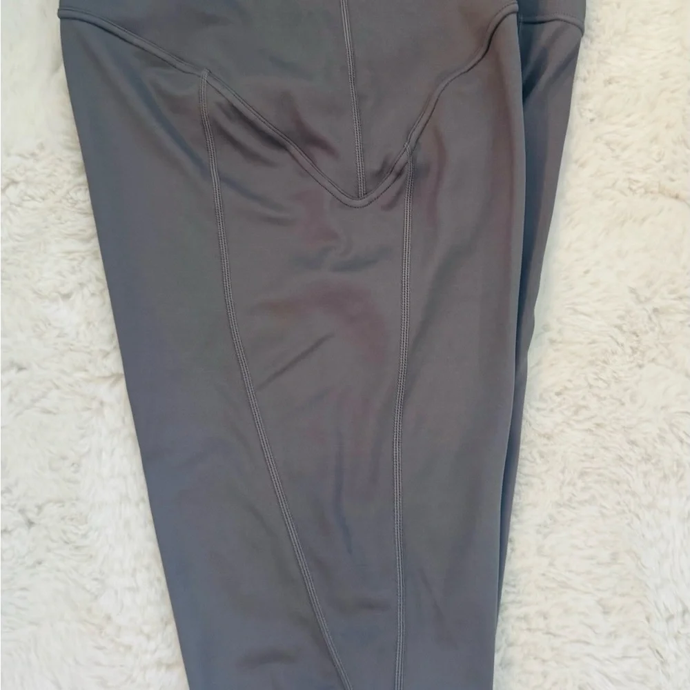 Body NV Women's Gray Zip-Up Athletic Top and Leggings Set - Picture 15 of 15